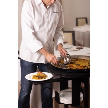 Presentazione elegante della paella