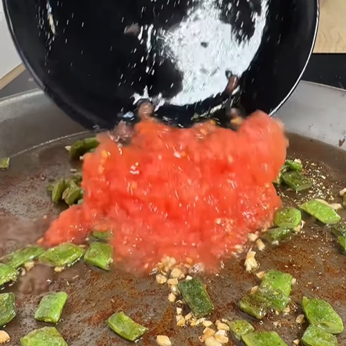 6.- Ridurre il pomodoro