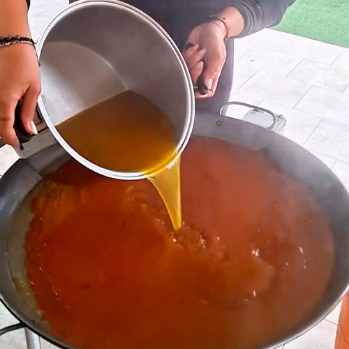 6.- Ridurre il pomodoro