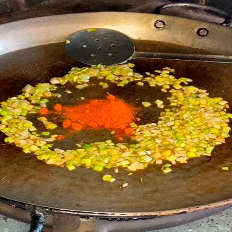 4.- Aggiungere la paprika