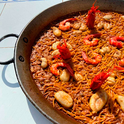 Ricetta di @cooking_jorge: Fideuá di uova di seppia e gamberetti