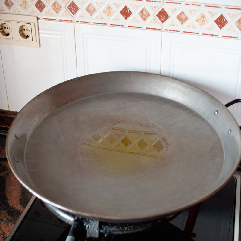 1.- Scaldare l'olio