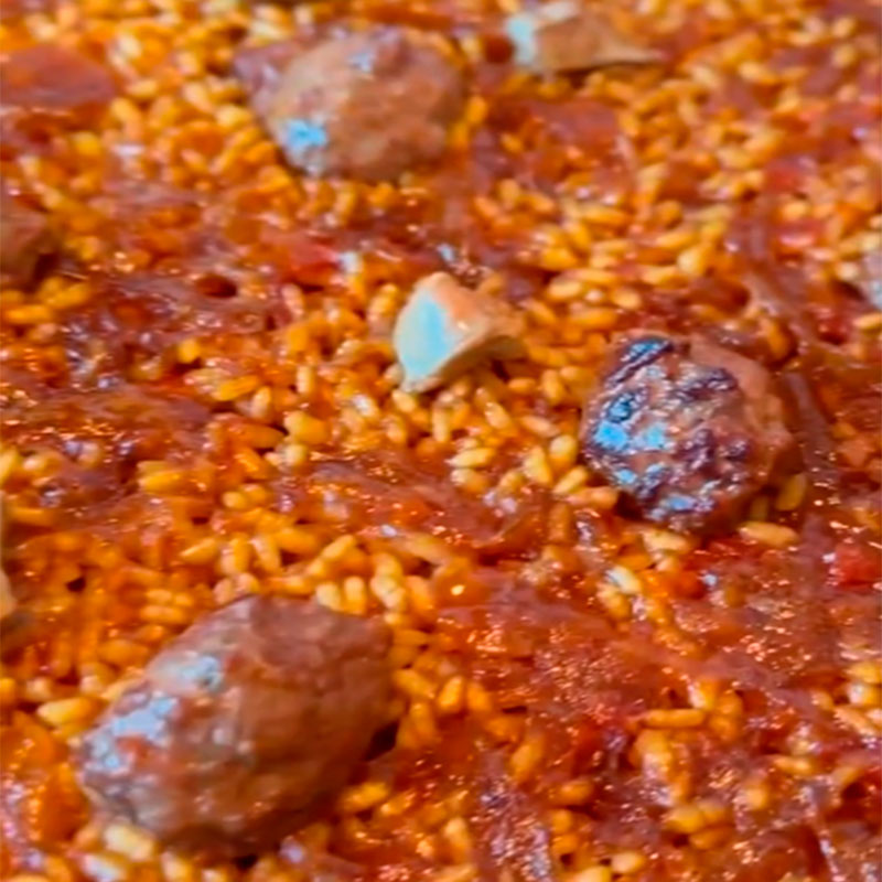 Ricetta di @joaquin.gm: riso ai fichi con cipolla caramellata e foie gras