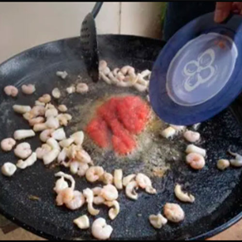 4.- Friggere il pomodoro