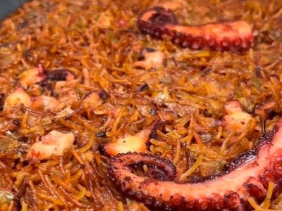 Ricetta di _comeydisfruta_: Fideua di polpo e porri