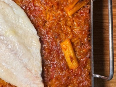 Ricetta di @vadearroces: Riso a la llauna con rombo e aglio tenero