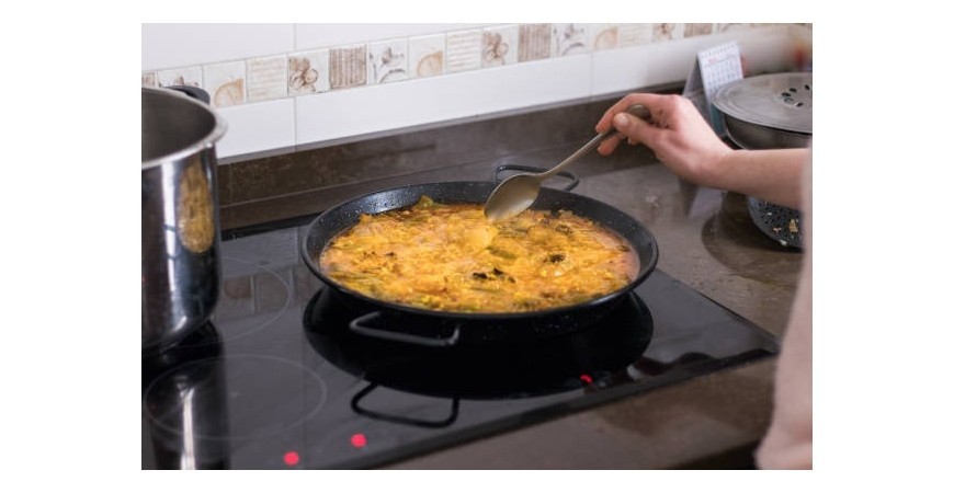 Posso fare una buona paella valenciana a induzione?