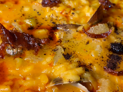 Ricetta di @vadearroces: riso cremoso alle vongole, cocco e lime